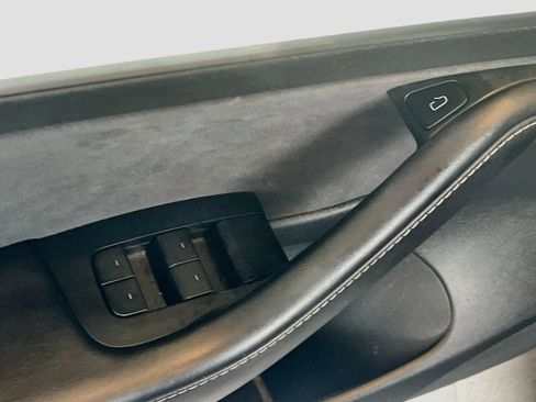 Used 2023 Tesla Model 3 Standard Range RWD image 18
