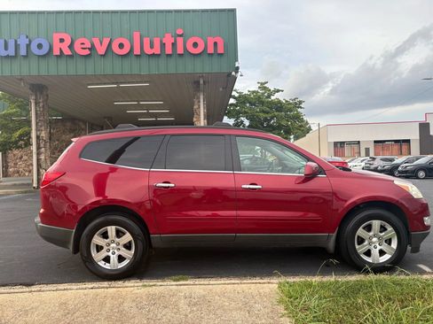 Used 2012 Chevrolet Traverse LT FWD image 8