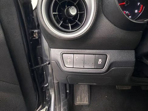 Used 2024 Kia Forte LXS FWD image 29