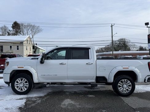 Used 2023 GMC Sierra 2500 Denali w/ Denali Ultimate Package image 2
