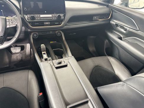 Used 2024 Toyota Grand Highlander Hybrid MAX Limited image 24