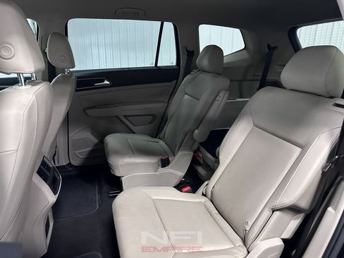Used 2019 Volkswagen Atlas SE image 33