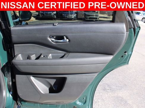 Used 2024 Nissan Pathfinder SL w/ Lighting Package (N92) image 24
