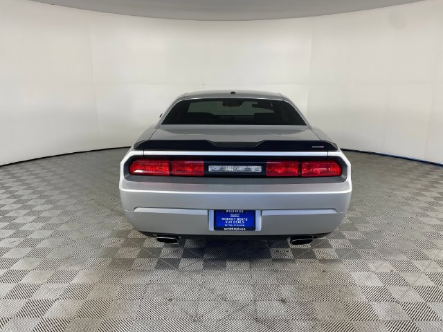 Used 2009 Dodge Challenger SRT8 w/ SRT Option Group II RWD image 18