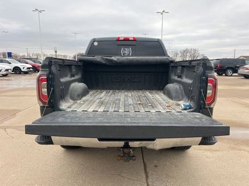 Used 2018 GMC Sierra 1500 SLT w/ SLT Premium Package image 5
