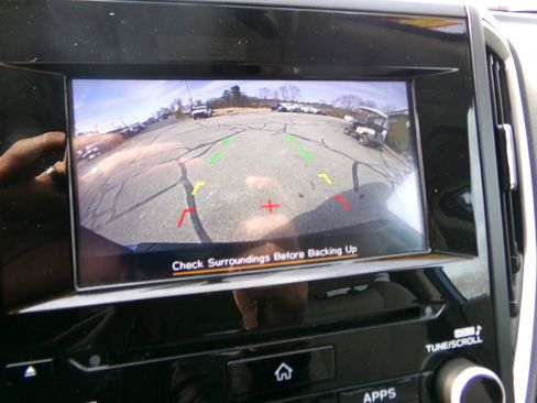 Used 2019 Subaru Forester Premium w/ All-Weather Package image 17