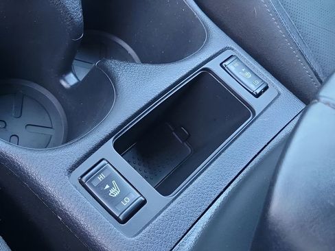 Used 2018 Nissan Rogue SL w/ Premium Package image 25