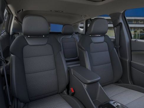 New 2026 Chevrolet Trax LT w/ Sunroof Package FWD image 16