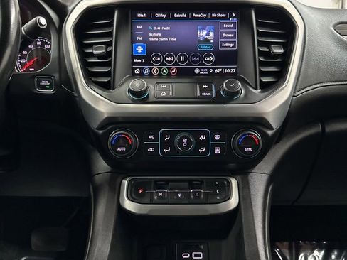 Used 2023 GMC Acadia SLT AWD/4WD image 24