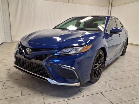 Used 2024 Toyota Camry XSE image 3