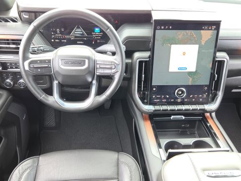 Used 2025 GMC Yukon Denali AWD/4WD image 11
