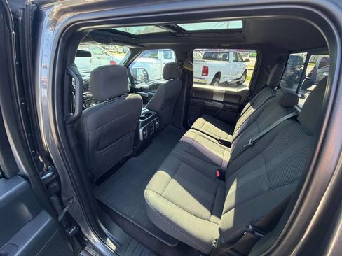 Used 2015 Ford F150 XLT w/ Equipment Group 302A Luxury AWD/4WD image 19