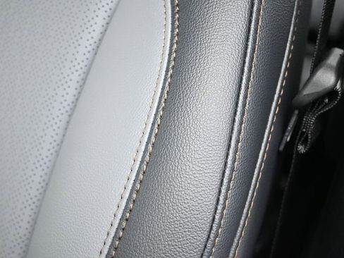 New 2025 Ford F150 Lightning Lariat image 14