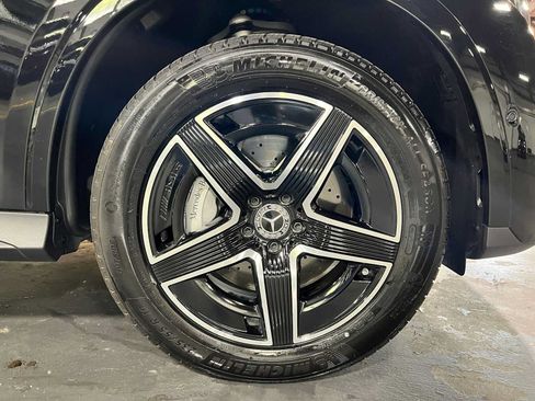 Certified 2026 Mercedes-Benz GLC 300 4MATIC image 9