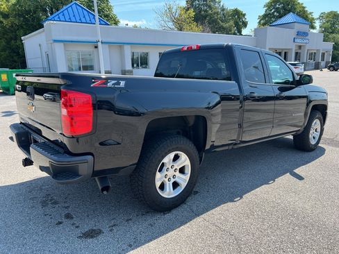 Used 2018 Chevrolet Silverado 1500 LT w/ All Star Edition AWD/4WD image 5