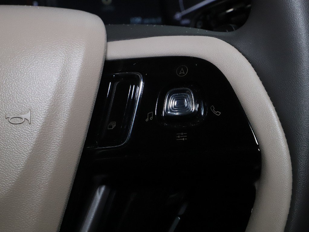 Used 2022 Lincoln Corsair FWD image 22