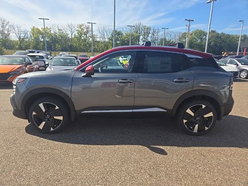 New 2026 Nissan Kicks SR w/ Cold Weather Package image 4