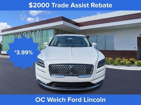 Used 2023 Lincoln Nautilus Reserve w/ Equipment Group 202A image 10