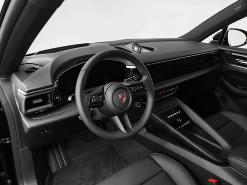 Certified 2025 Porsche Macan 4 Electric image 45