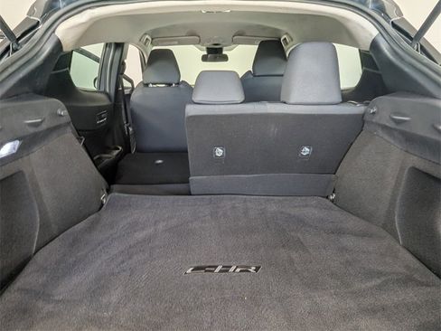Used 2021 Toyota C-HR LE image 25