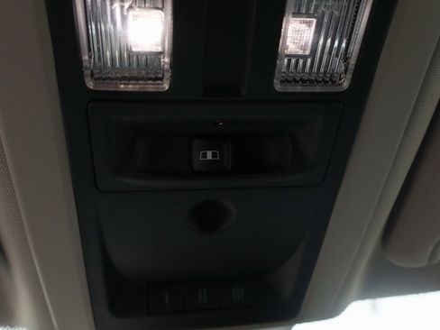 Used 2017 RAM 2500 Laramie w/ Sport Appearance Group image 27