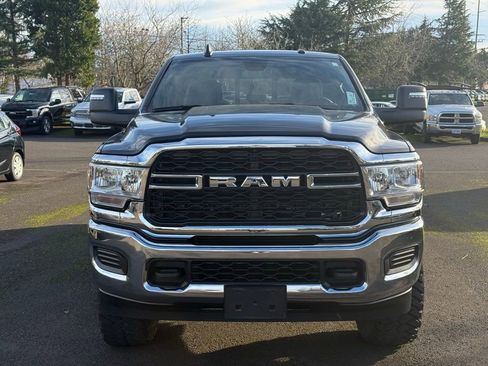 Used 2024 RAM 3500 Tradesman w/ Chrome Appearance Group image 8
