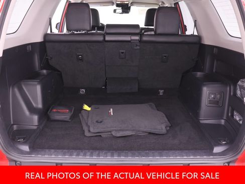 Certified 2024 Toyota 4Runner TRD Off-Road Premium AWD/4WD image 14
