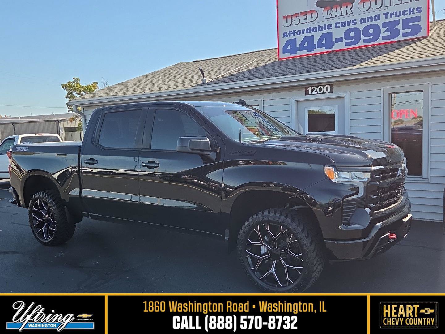 Used 2023 Chevrolet Silverado 1500 LT Trail Boss w/ Protection Package AWD/4WD image 1