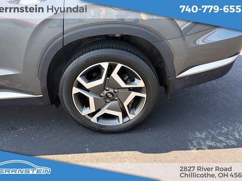Used 2024 Hyundai Palisade SEL w/ Premium Package AWD/4WD image 13