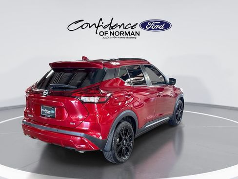 Used 2023 Nissan Kicks SR w/ SR Premium Package image 8