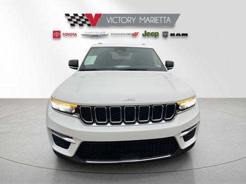 Used 2023 Jeep Grand Cherokee Limited image 6