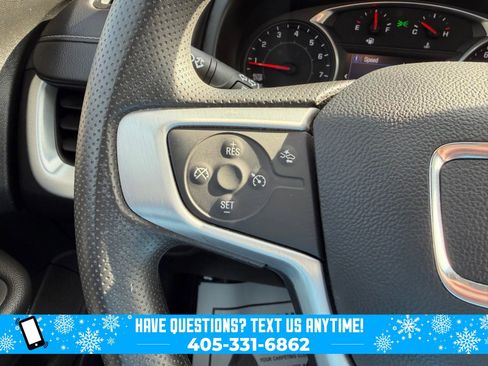 Used 2022 GMC Terrain SLE image 18