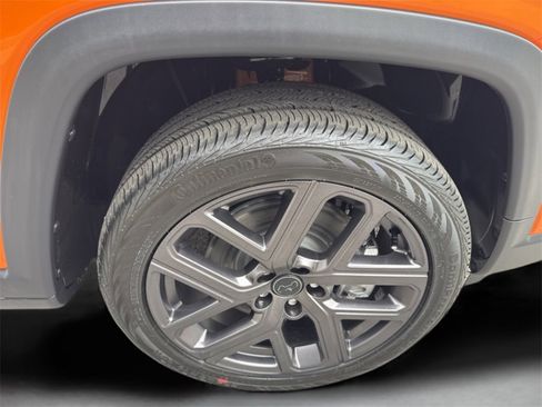 New 2026 Jeep Compass Latitude image 25