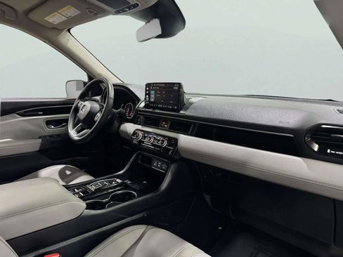 Used 2025 Honda Pilot EX-L image 61