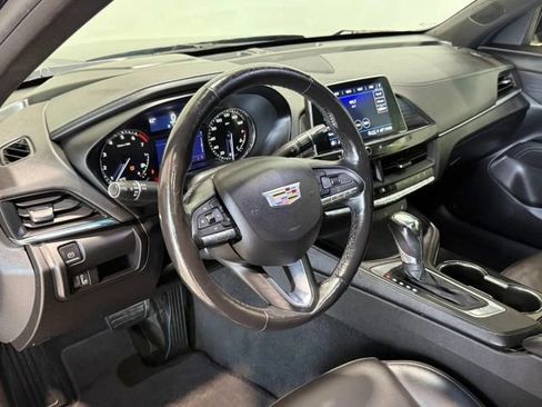 Used 2021 Cadillac CT4 Luxury w/ Cold Weather Package AWD/4WD image 13