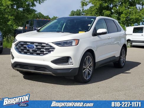 Certified 2024 Ford Edge Titanium w/ Equipment Group 301A AWD/4WD image 2