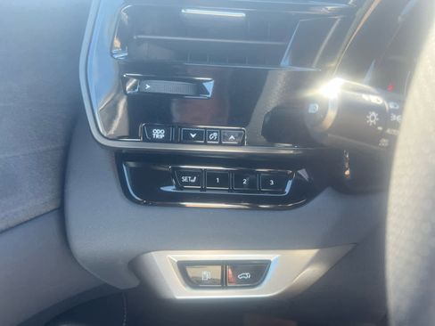 Used 2023 Lexus RX 500h F Sport image 15