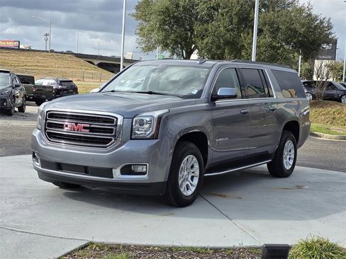 Used 2019 GMC Yukon XL SLT w/ Open Road Package image 7