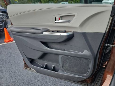 Used 2021 Toyota Sienna XLE image 23