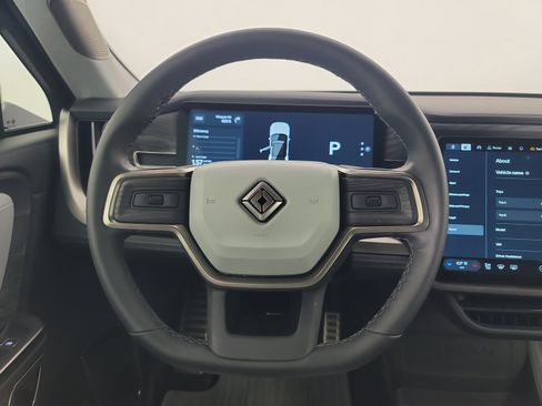 Used 2024 Rivian R1S Adventure AWD/4WD image 28
