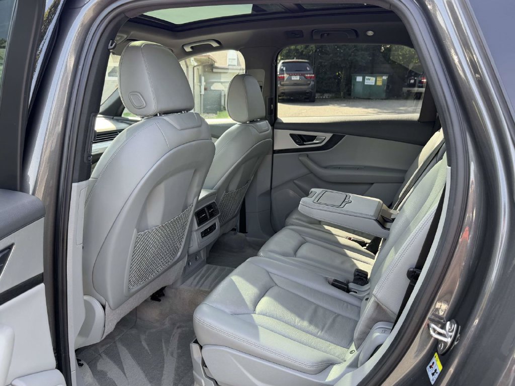 Used 2018 Audi Q7 2.0T Premium AWD/4WD image 15