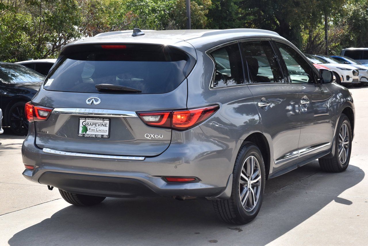 Used 2019 INFINITI QX60 Luxe w/ Essential Package FWD image 8