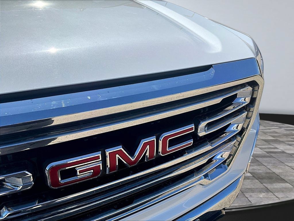 Used 2019 GMC Sierra 1500 SLT w/ SLT Premium Plus Package AWD/4WD image 36