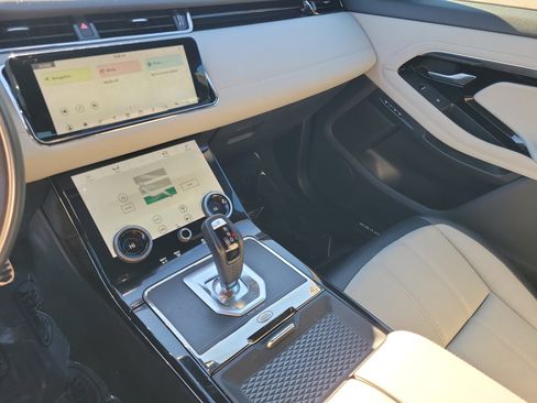 Used 2020 Land Rover Range Rover Evoque First Edition image 35