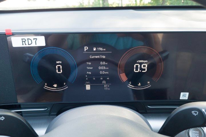 New 2027 Hyundai Kona SE FWD image 29