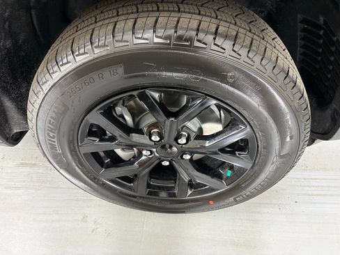 New 2026 Jeep Grand Cherokee Altitude RWD image 10