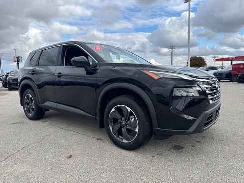 New 2026 Nissan Rogue SV image 7