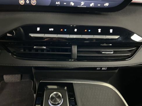Certified 2026 Buick Enclave Preferred FWD image 18