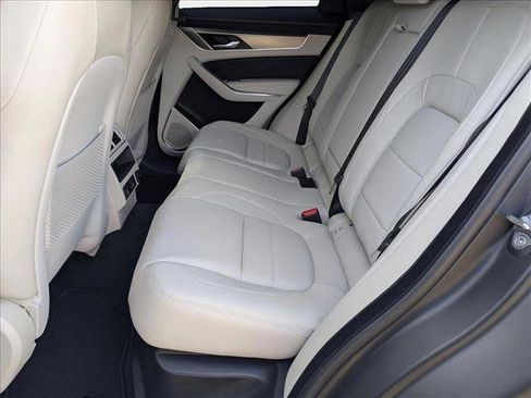 New 2025 Jaguar F-PACE R-Dynamic S image 15