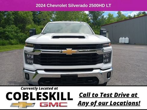 Used 2024 Chevrolet Silverado 2500 LT AWD/4WD image 10